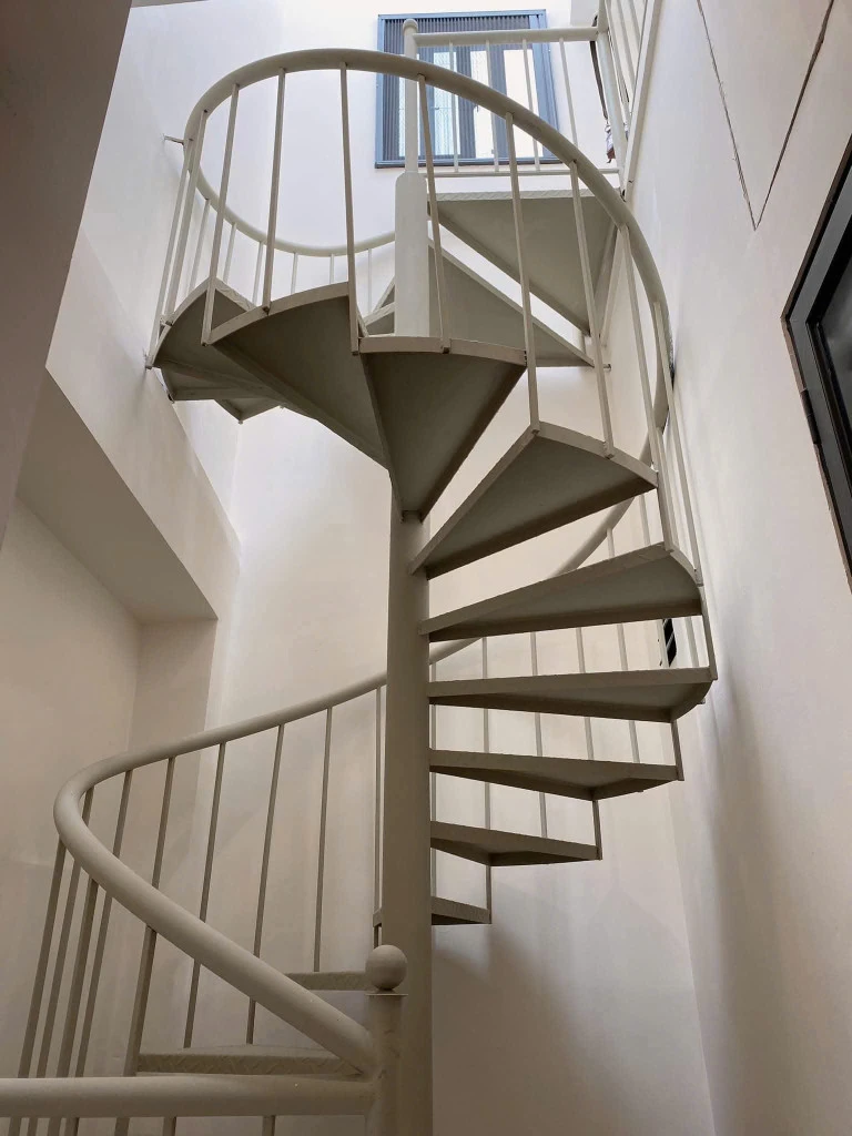 Property side image