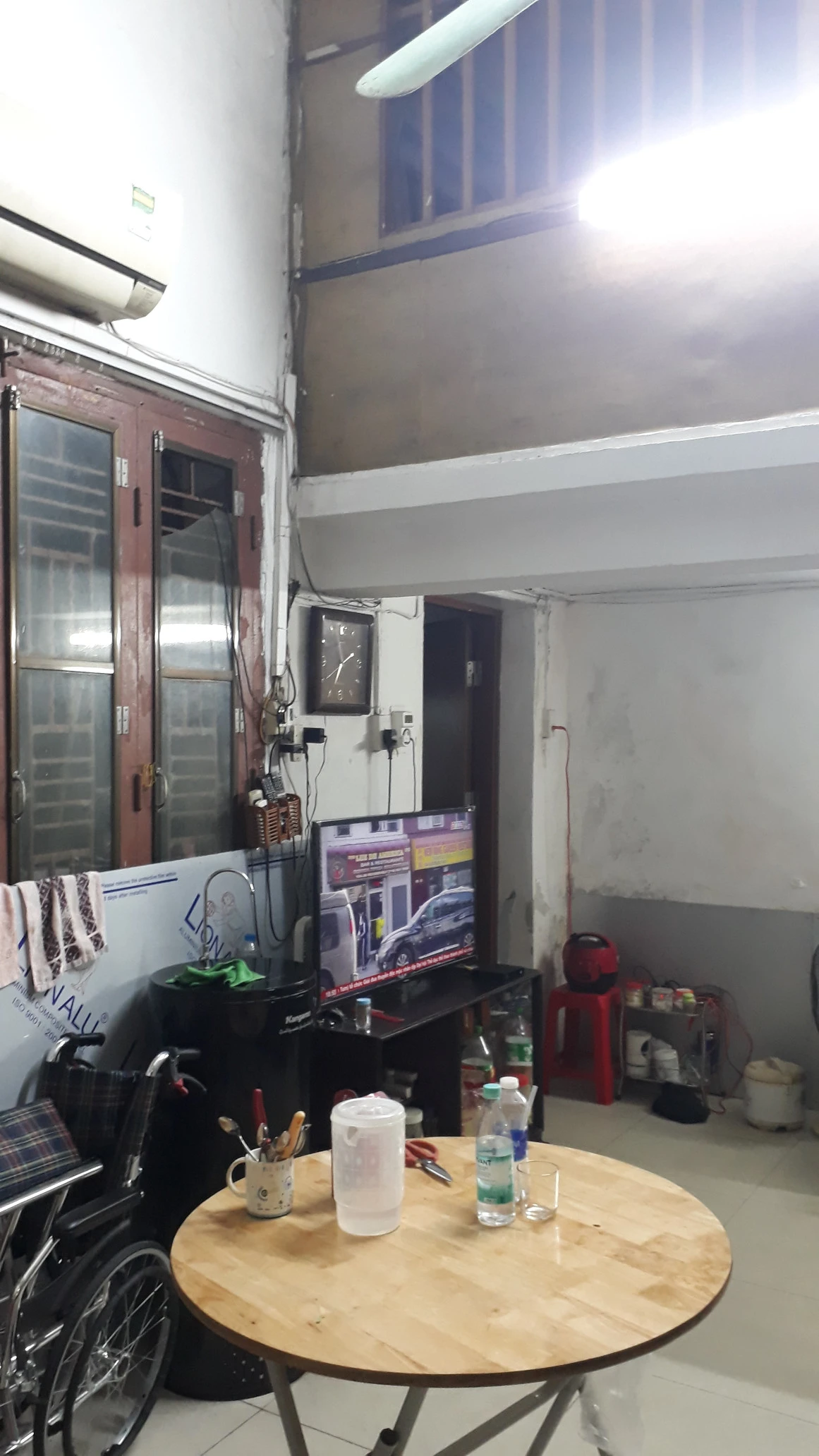 Property side image